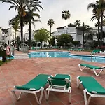 Evans Realty Bv A Pie De Playa & Piscina & Terraza Estepona