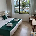 Evans Realty Bv A Pie De Playa & Piscina & Terraza Apartment Estepona