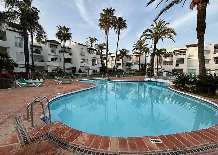 Evans Realty Bv A Pie De Playa & Piscina & Terraza Apartamento Estepona
