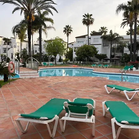 Evans Realty Bv A Pie De Playa & Piscina & Terraza إِستيبونا