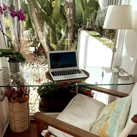 Evans Realty Bv A Pie De Playa & Piscina & Terraza شقة