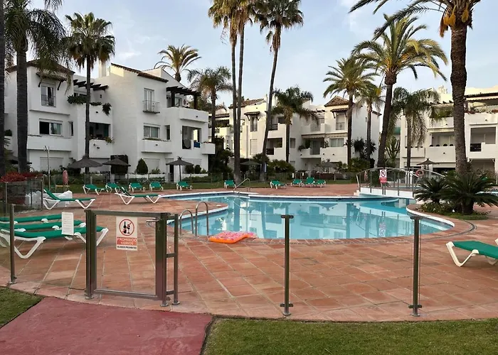 Evans Realty Bv A Pie De Playa&piscina&terraza * Estepona